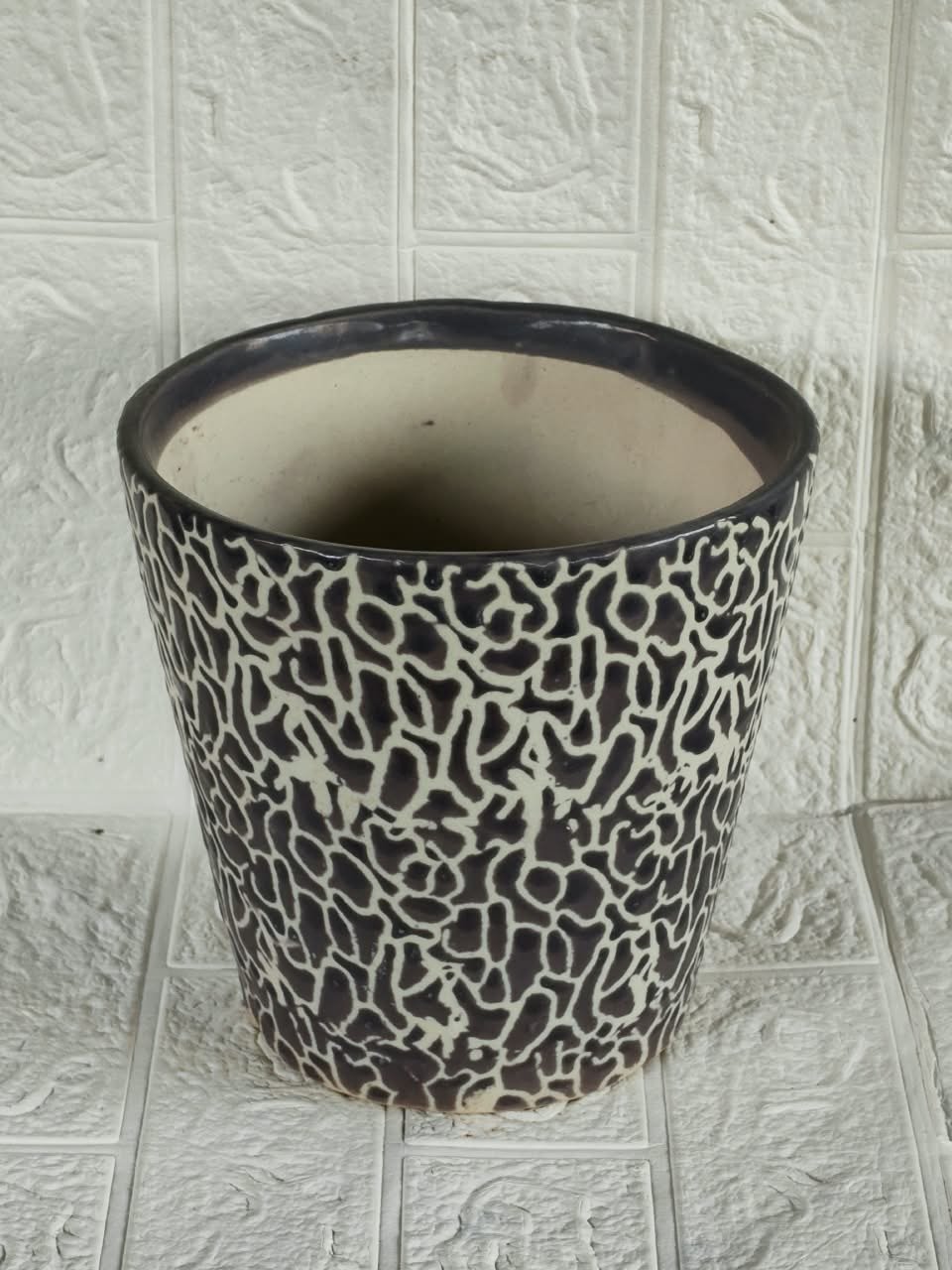 The Pebble Mosaic Urn